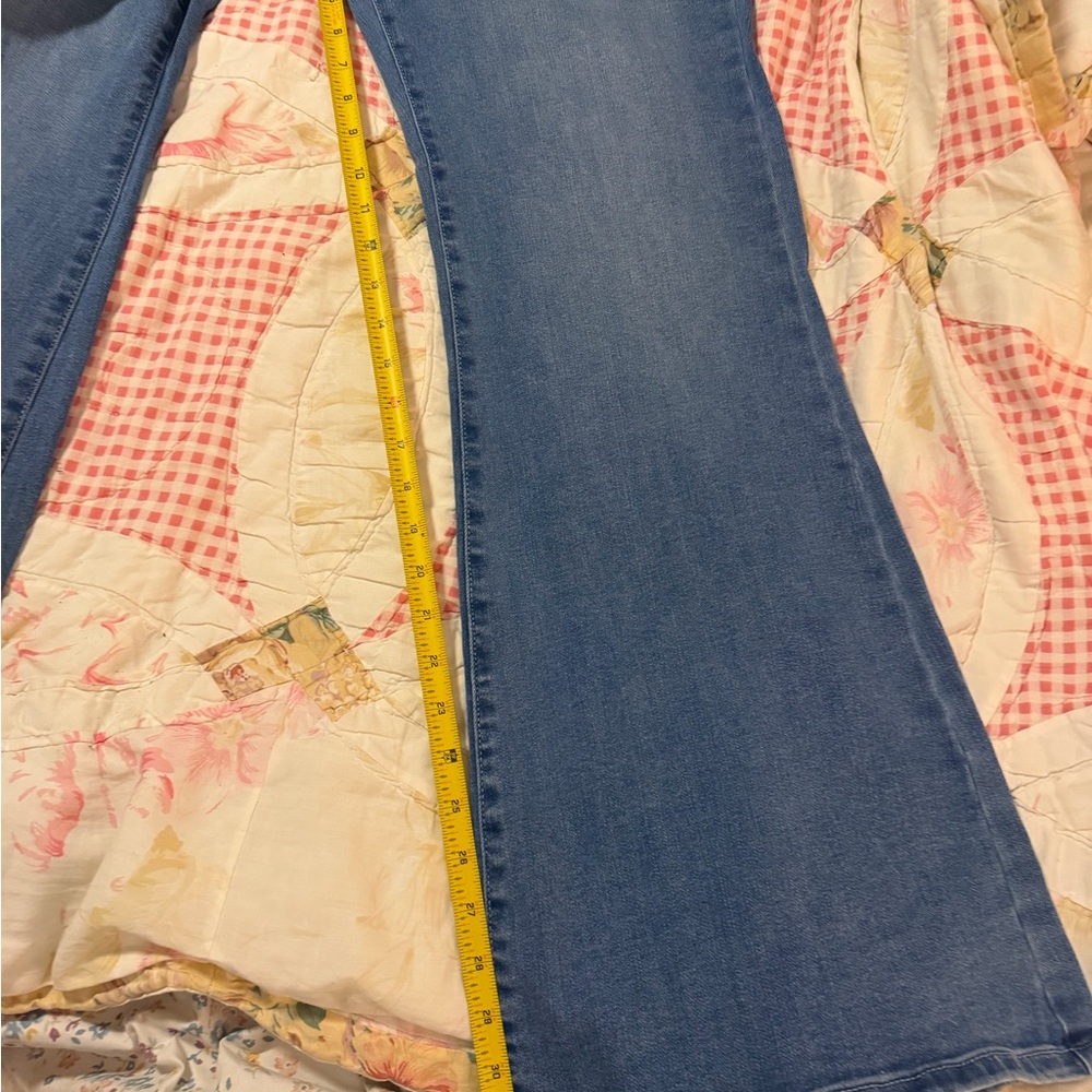 Aeropostale Flare Wide Leg Blue Jeans - Picture 6 of 6